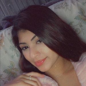 Meet your Posher, Hari 😘💯💕💍